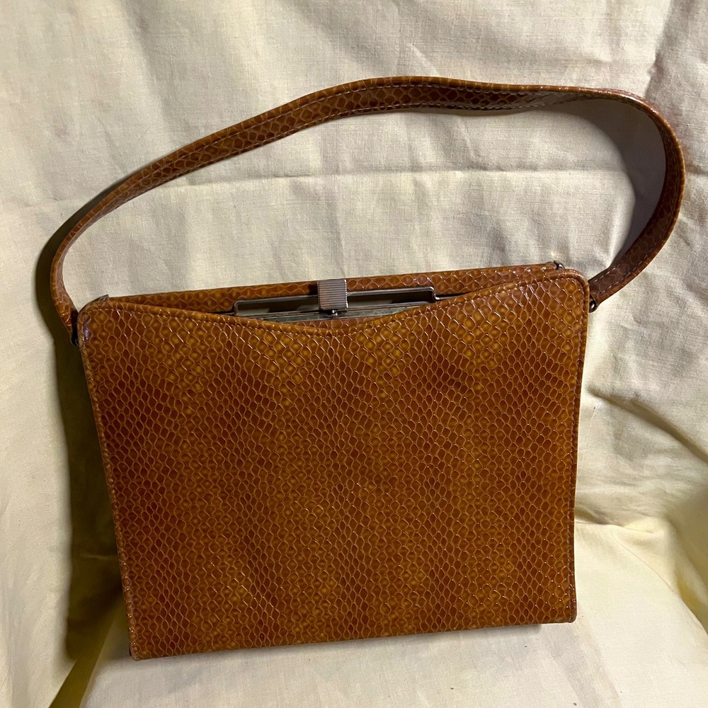 Life stride vintage handbag.